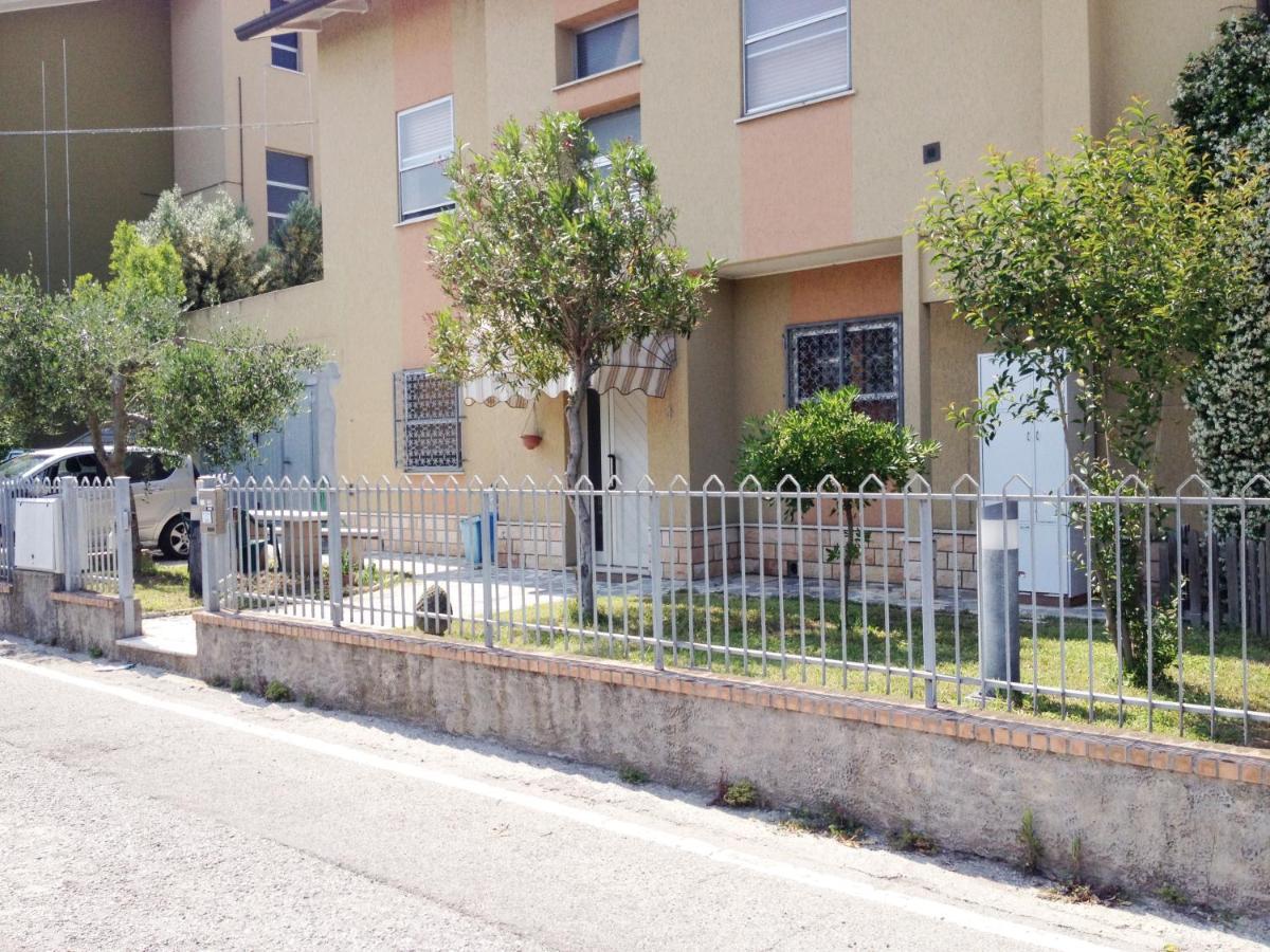 Apartamento Mamma Casa Superior Rímini Exterior foto